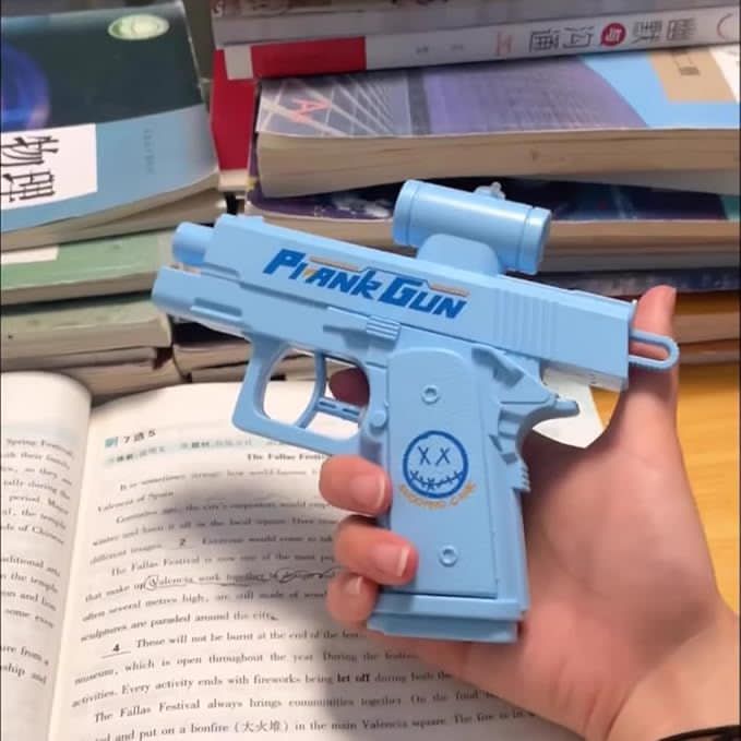 Two-Way Water Gun Prank Water Gun - Image 2 | BNH Traders